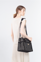 Crackles Series Embellish Diamond Shoulder Bag Black