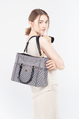 Crackles Series Embellish Diamond Shoulder Bag Grey