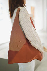 Crackles Series Metal Triangle Tote Brown Amber