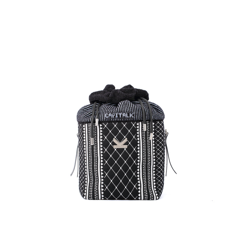 Crackles Embellish Diamond Bucket Bag Black
